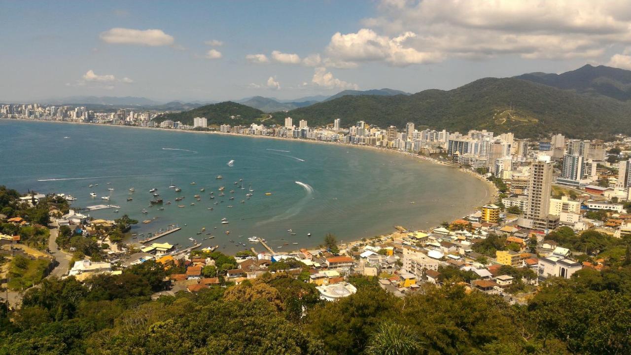 Apartamento De Cobertura Frente Para O Mar Itapema Luaran gambar