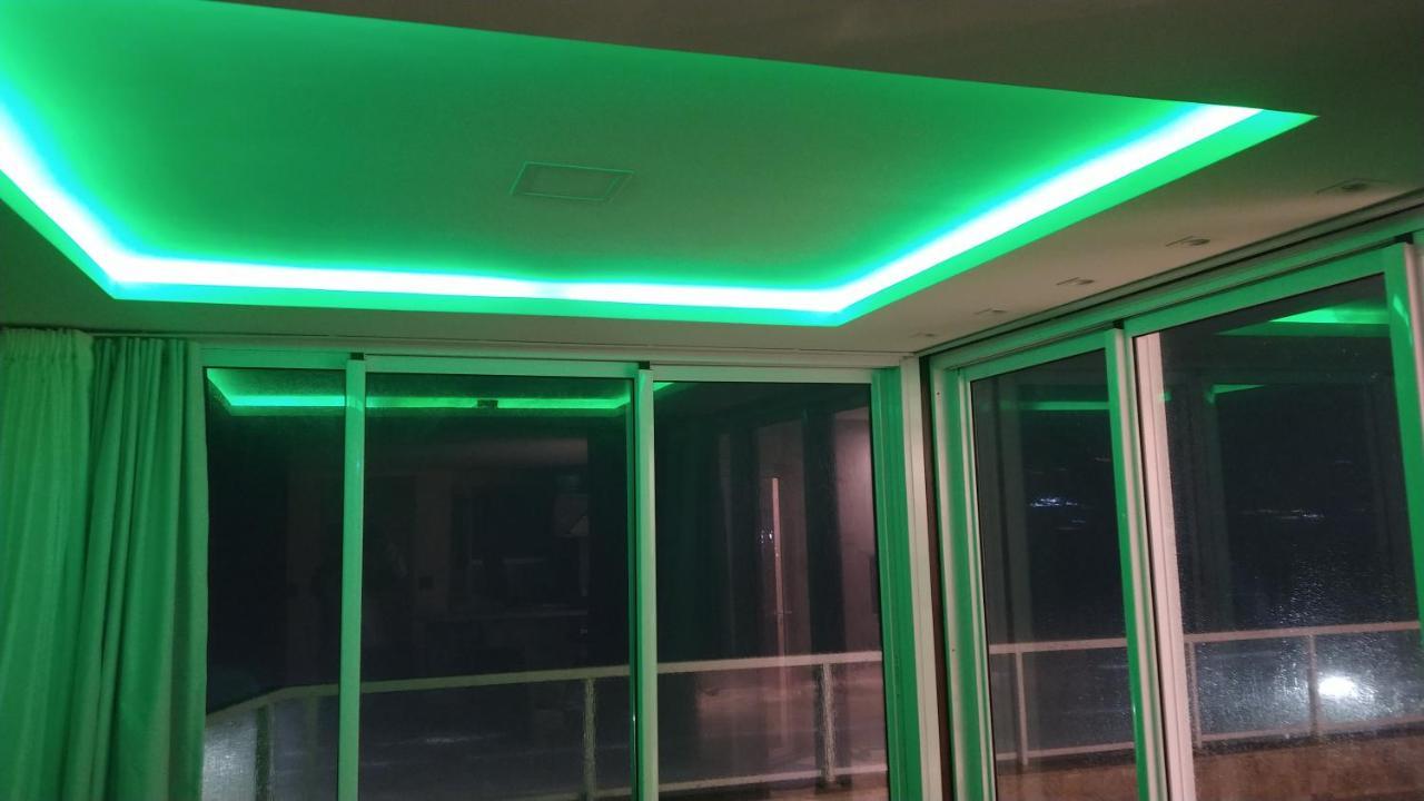 Apartamento De Cobertura Frente Para O Mar Itapema Luaran gambar