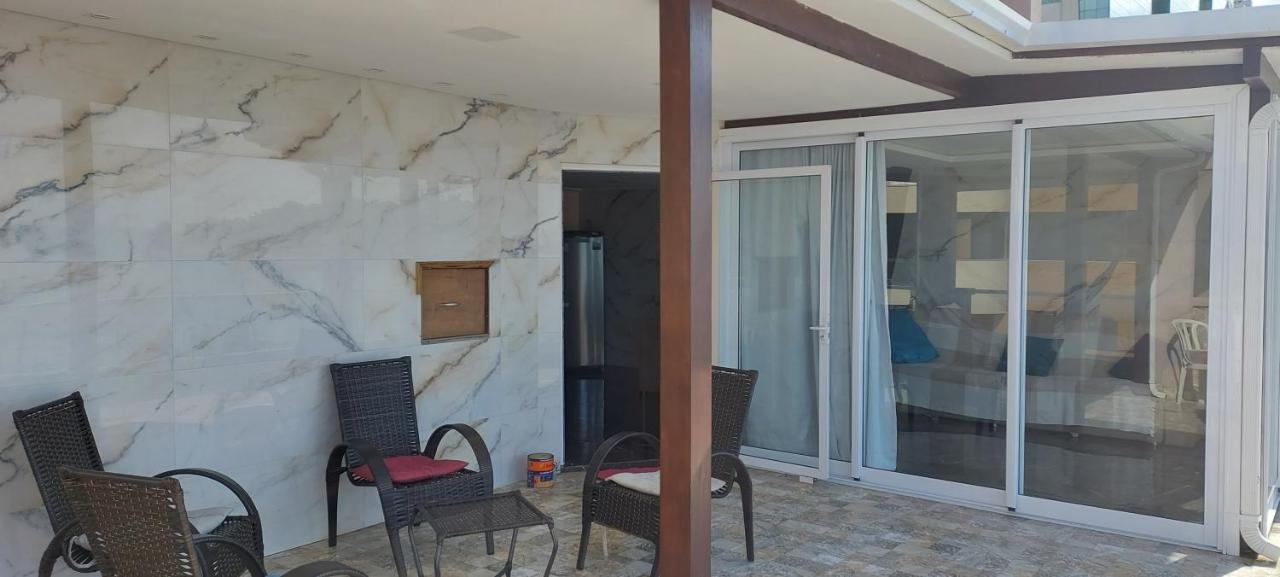 Apartamento De Cobertura Frente Para O Mar Itapema Luaran gambar