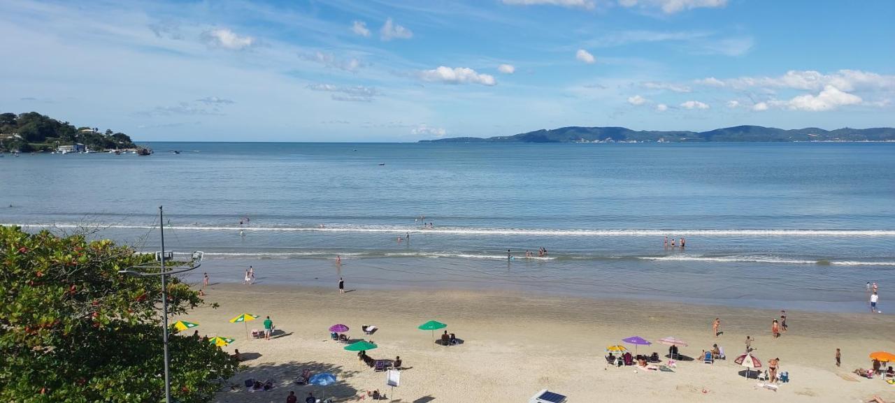 Apartamento De Cobertura Frente Para O Mar Itapema Luaran gambar