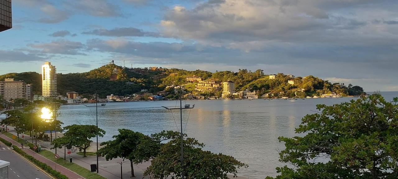 Apartamento De Cobertura Frente Para O Mar Itapema Luaran gambar