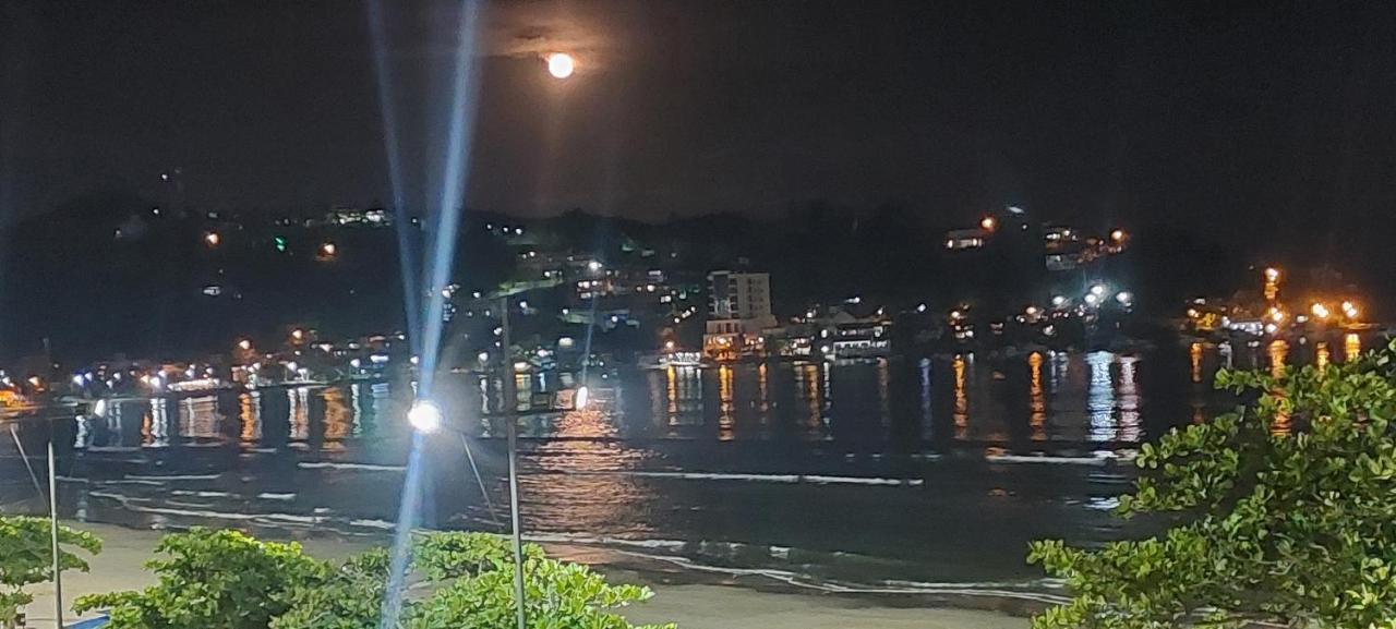 Apartamento De Cobertura Frente Para O Mar Itapema Luaran gambar