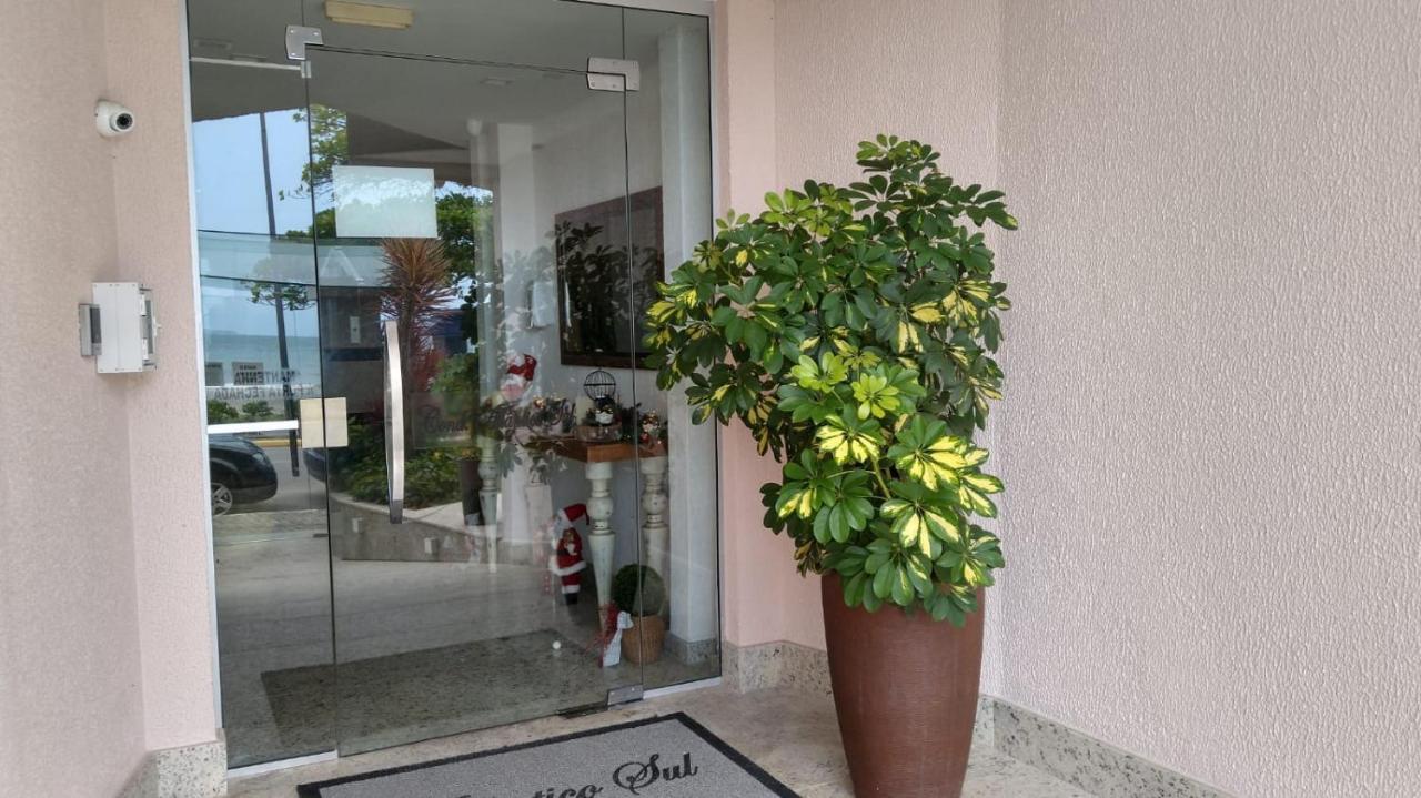 Apartamento De Cobertura Frente Para O Mar Itapema Luaran gambar